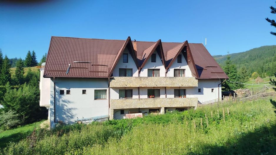 Pensiune + fermă piscicolă (sturion/caviar) | Saru Dornei/Sarisor - Poză 11