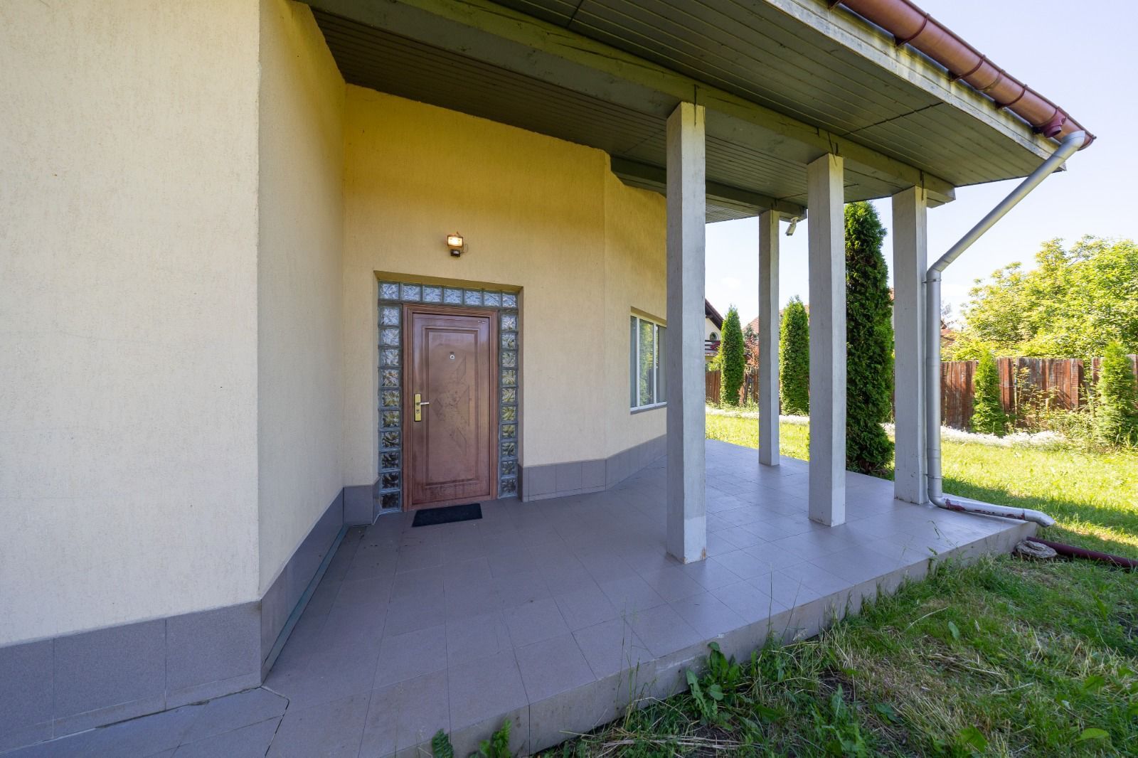 Casă Individuală - Spațioasă de Vânzare în Cristian - Poză 37