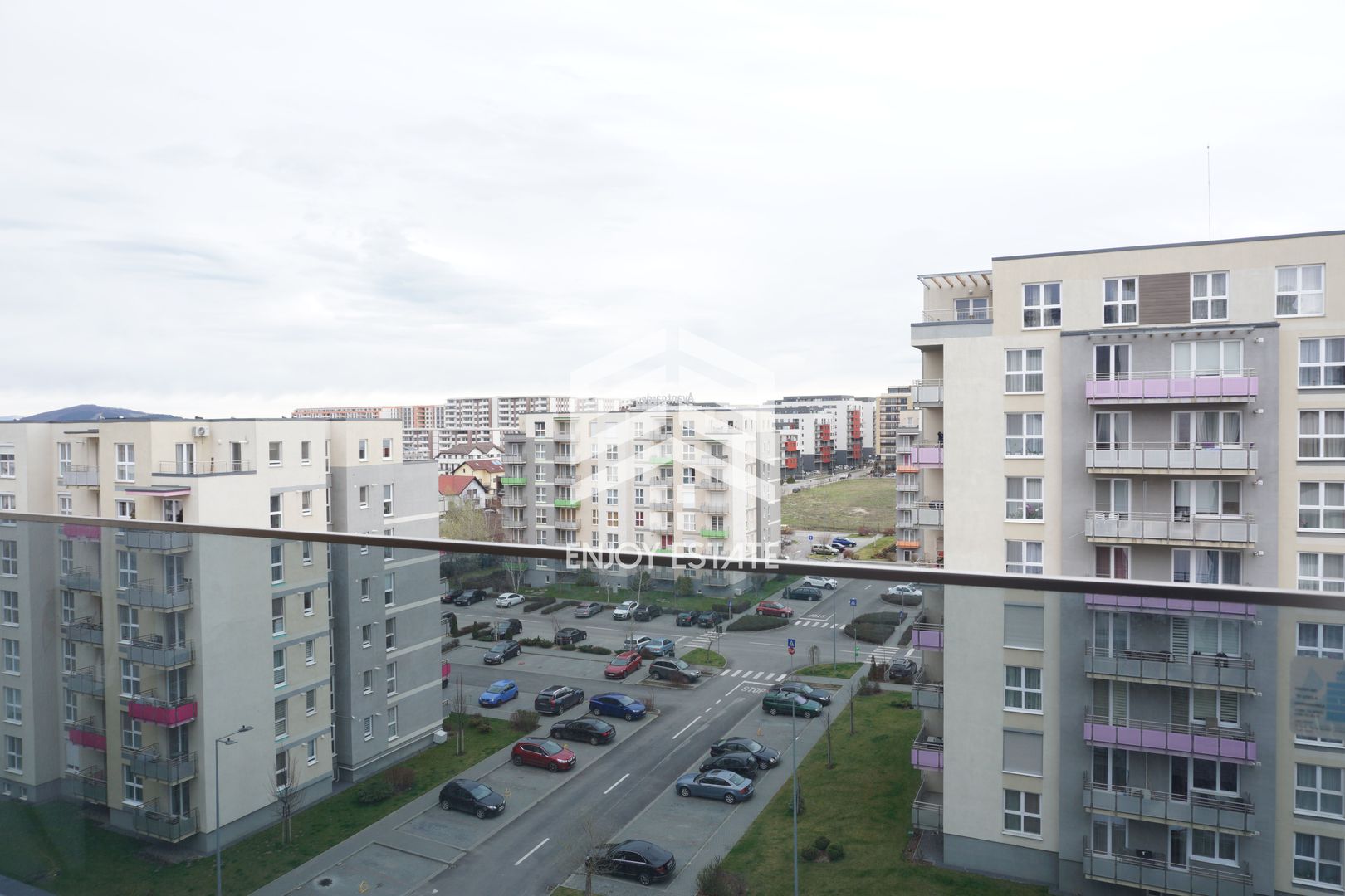 Apartament open space, etaj superior, mobilat si utilat modern - Poză 10