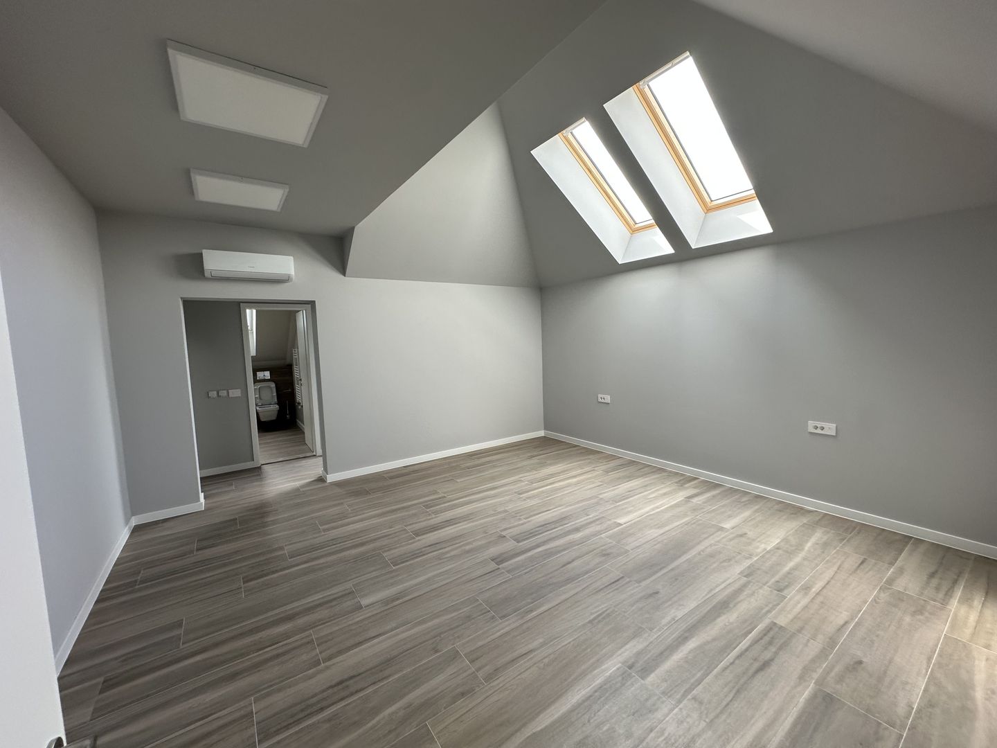 Casa pretabila birouri - Poză 38