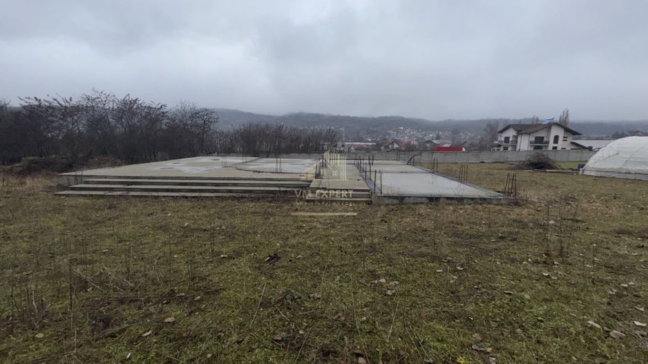 TEREN INTRAVILAN 2200 MP CAMPULUNG ARGES - Poză 23