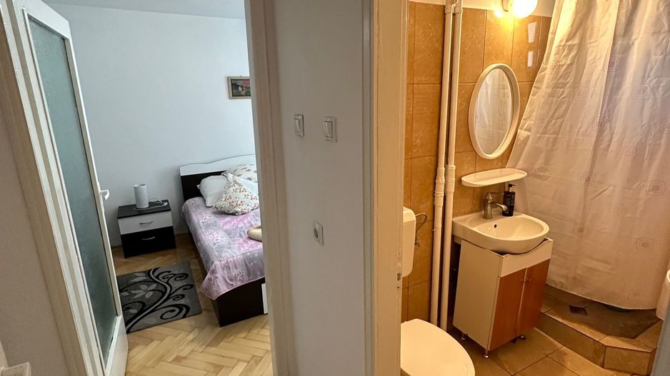 Apartament 2 camere P-ta 700 - Poză 6