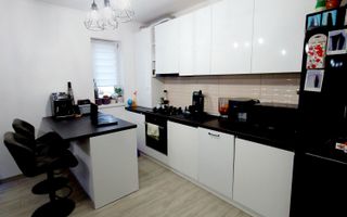 Apartament 2 camere Giroc - Poză 1