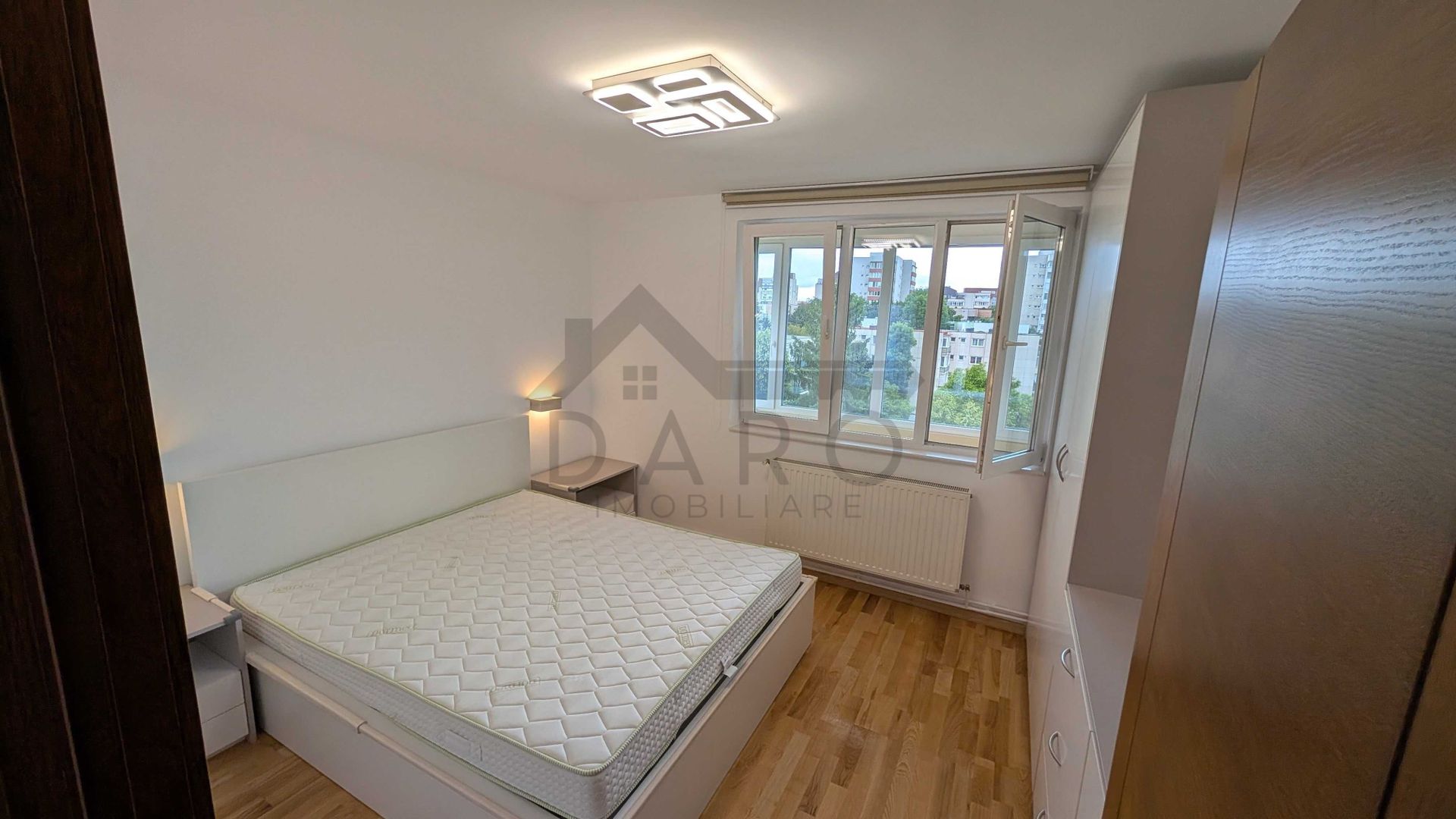 🏡 Apartament de închiriat – 3 camere decomandat - Poză 6