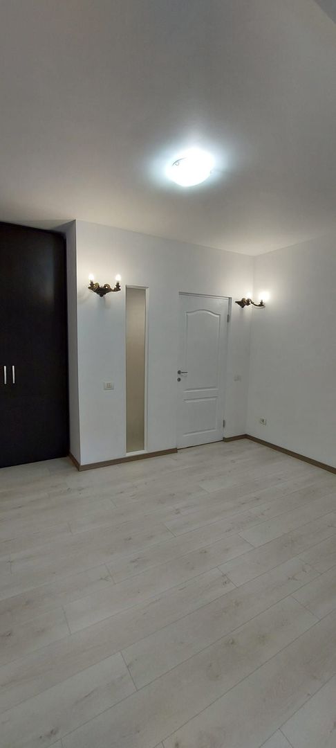 Închiriez apartament  2 camere- Piata Unirii, parțial mobilat - Poză 8
