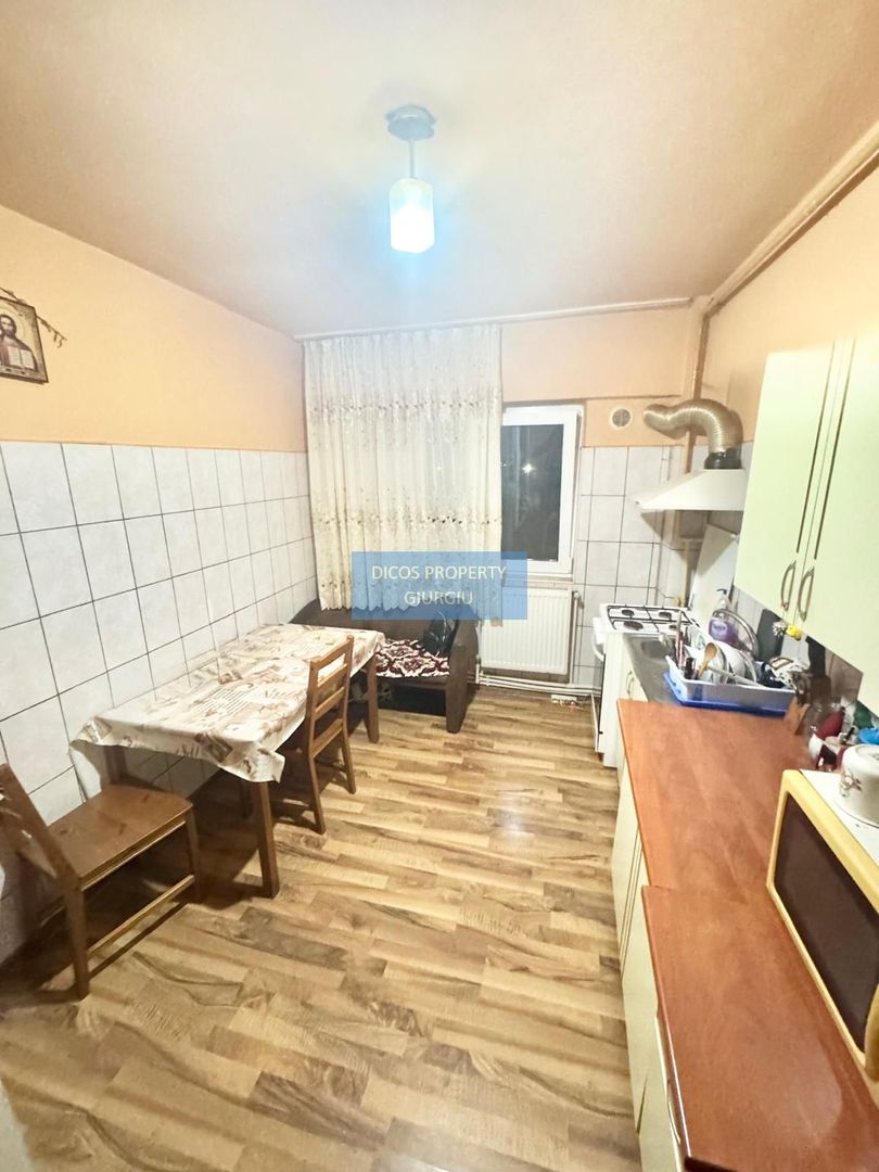 Apartament 3 camere de vânzare – Tineretului - Poză 7