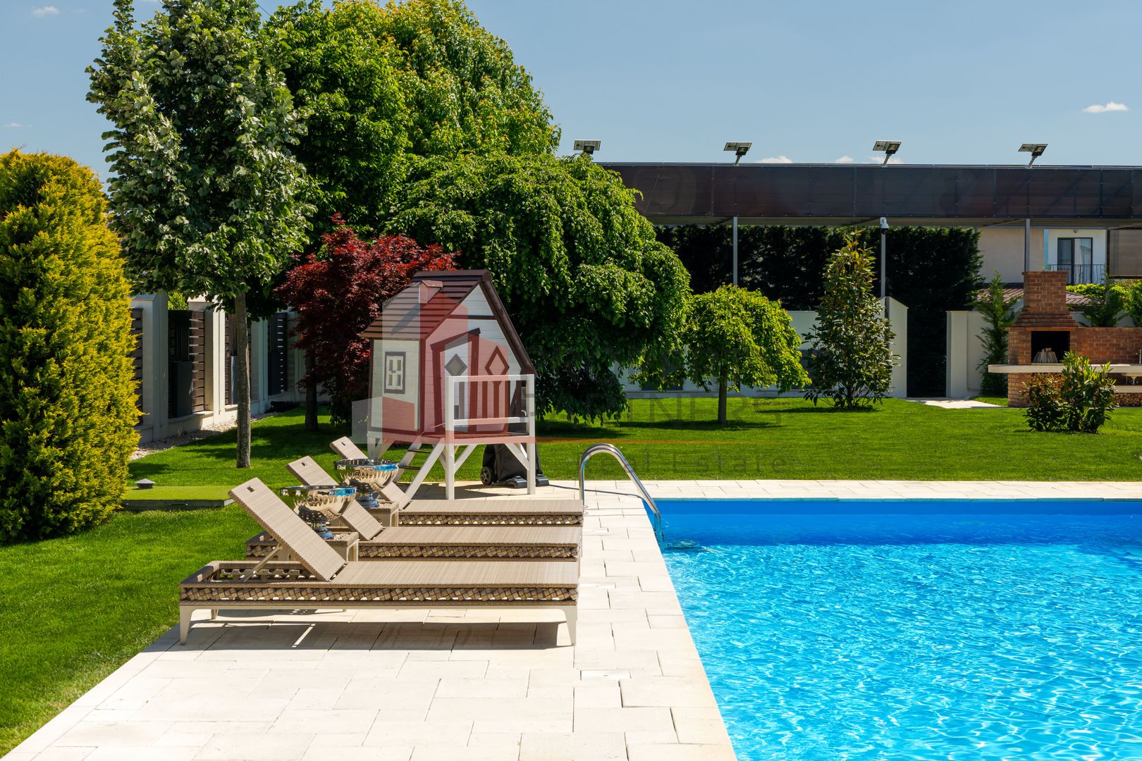 Vila Exclusivistă Domnești - Poză 4
