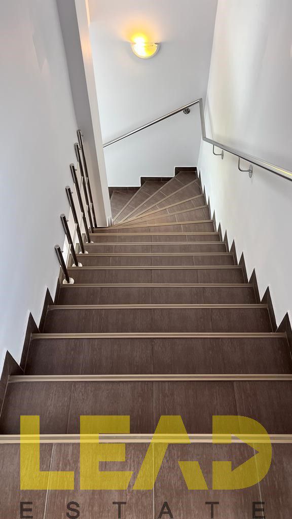 Apartament la casa, zona Tractorul - Coresi! De Inchiriat! - Poză 13