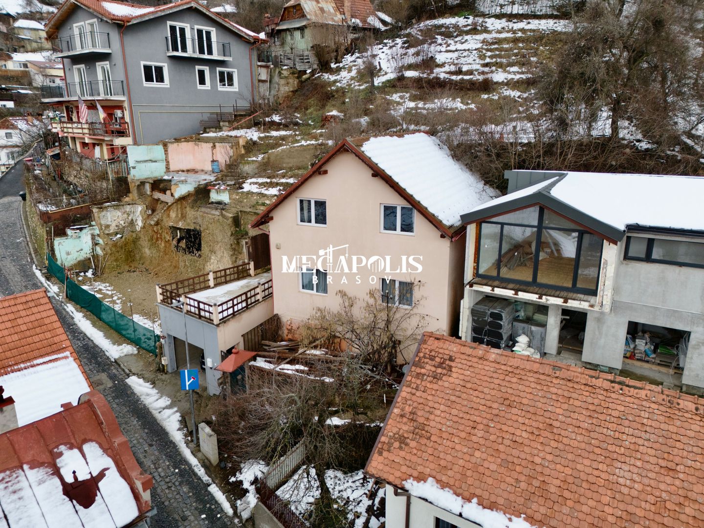 Casă 4 camere | Locație excepțională | Singur în curte | GARAJ - Poză 35