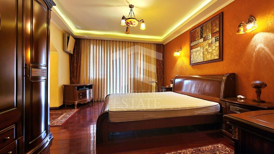 Vila 2 corpuri sector 6 -Valea Doftanei 650mp  teren 800mp - Poză 8