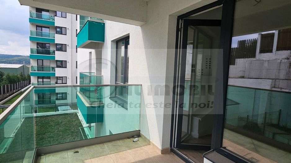 Apartament cu 2 camere decomandat Pacurari 65mp - parcare subterana - Poză 13