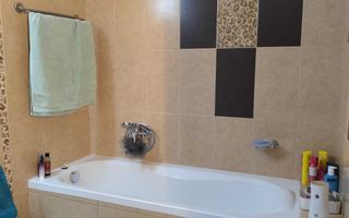 Apartament cu 2 camere, 62 mp, 2 balcoane și vedere deschisă. - Poză 8