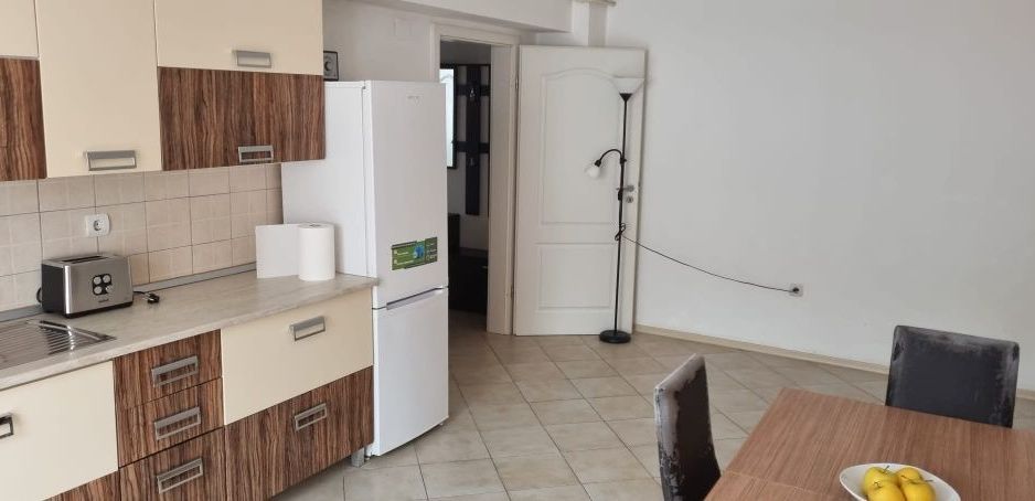 Apartament de inchiriat - Poză 1
