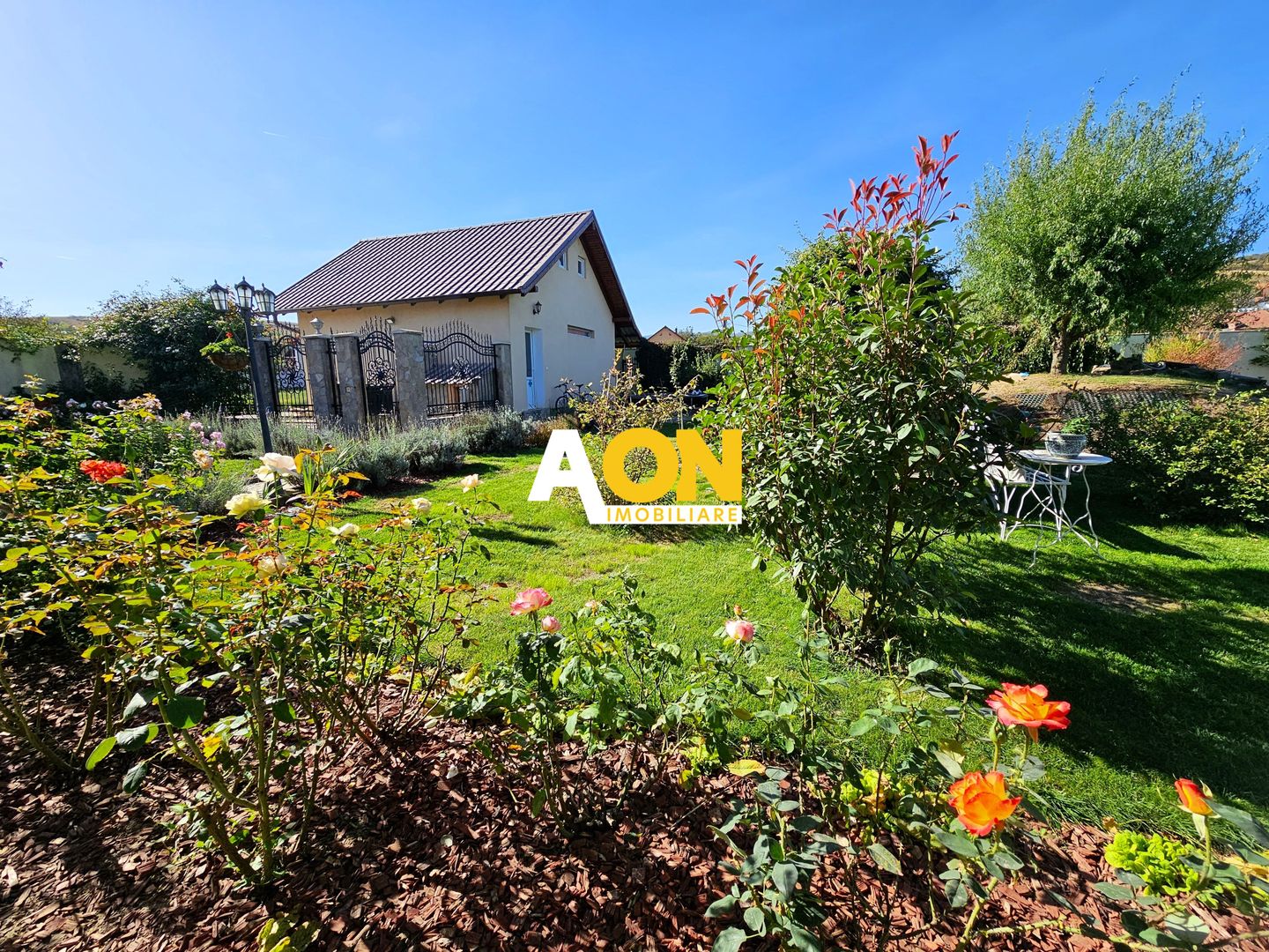 Casa S+P+M, 5 camere, garaj, 1004 mp teren, zona Paclisa - Poză 2