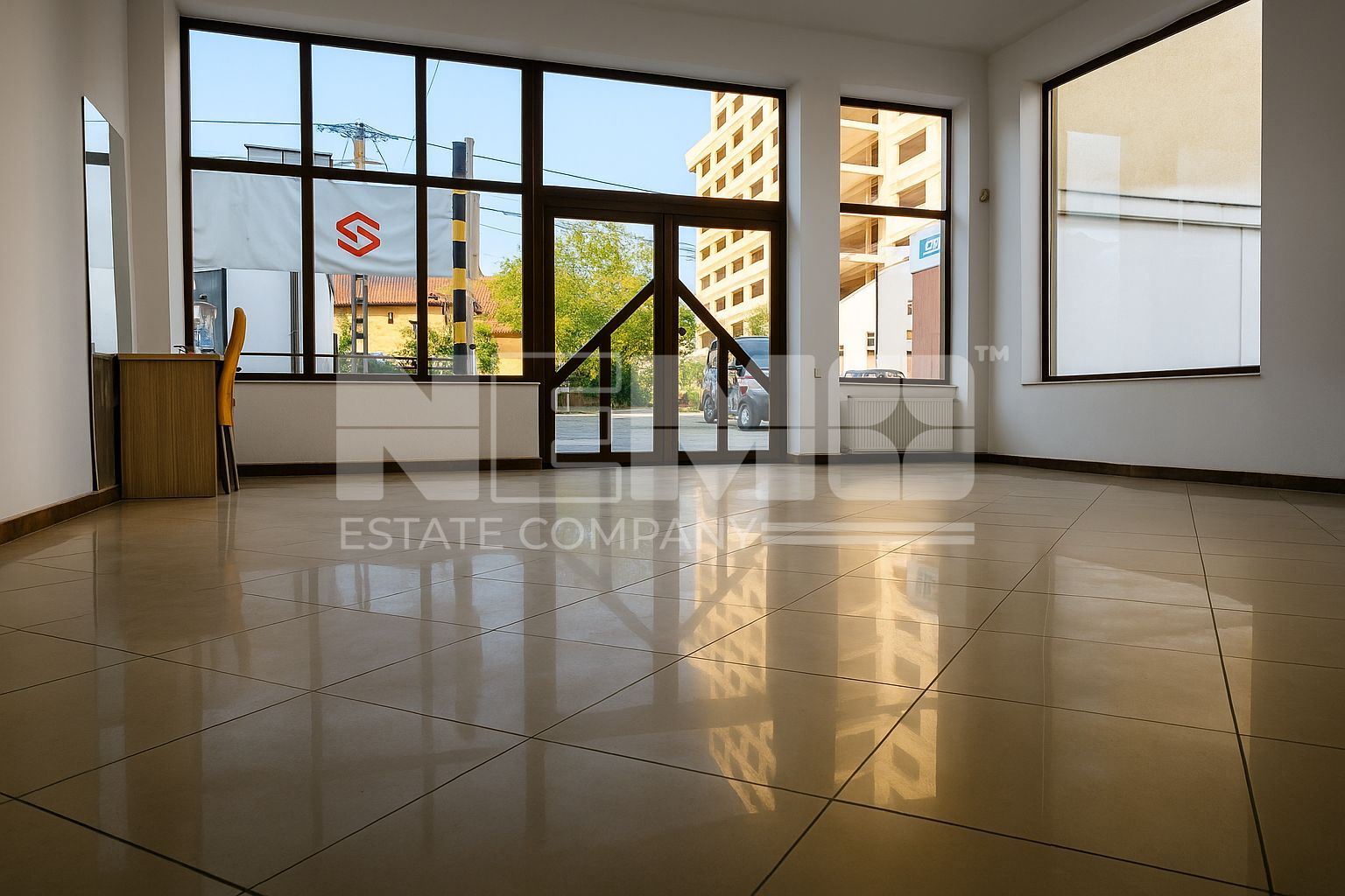 Spațiu comercial | birouri | 400€  | 43 mp utili | Burdujeni - Poză 1