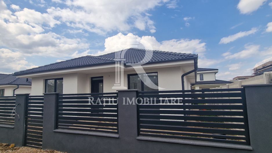 Casa cu 4 camere semifinisata | Oradea | Bihor - Poză 1