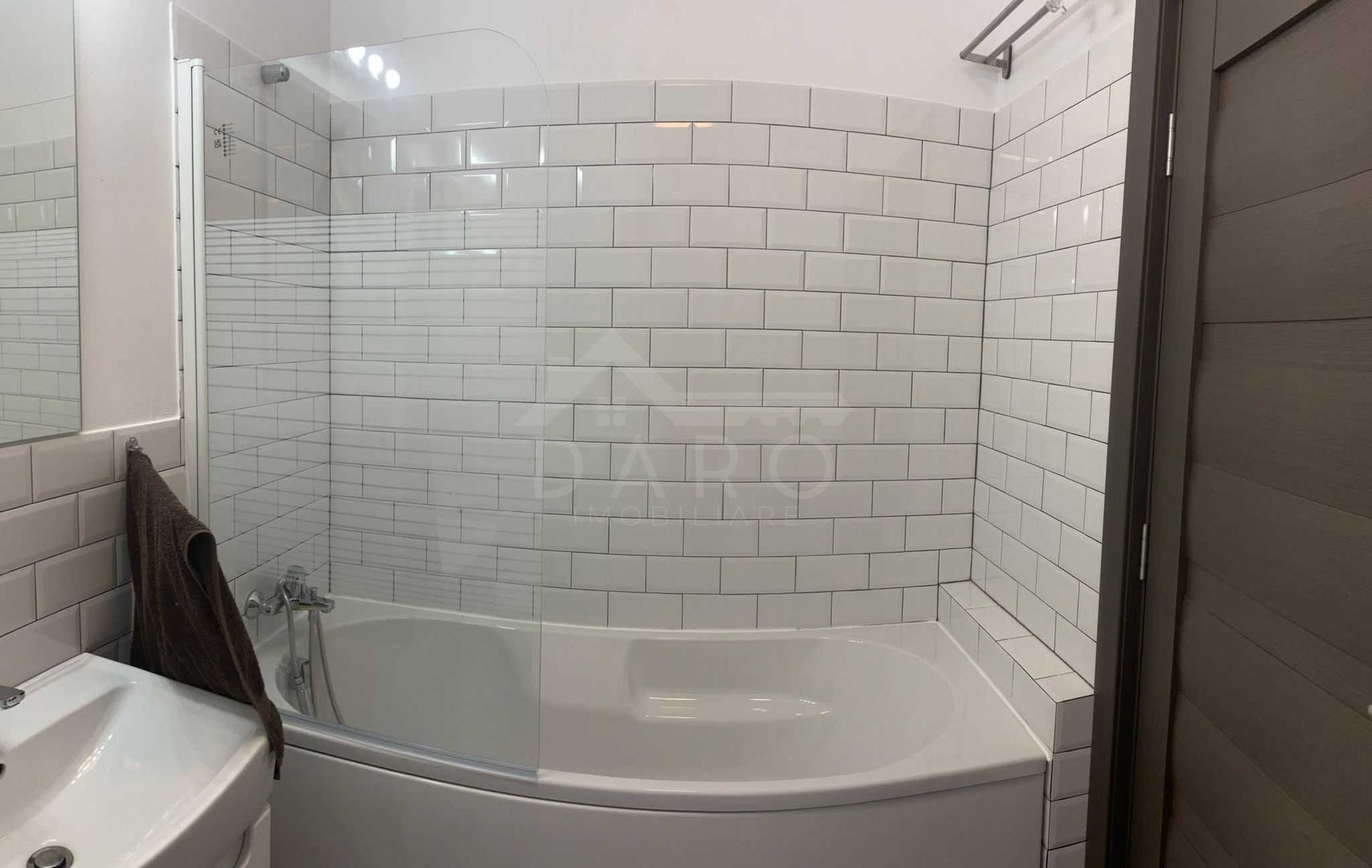 Apartament cu 2 Camere de Închiriat la Concept 9 - Poză 4