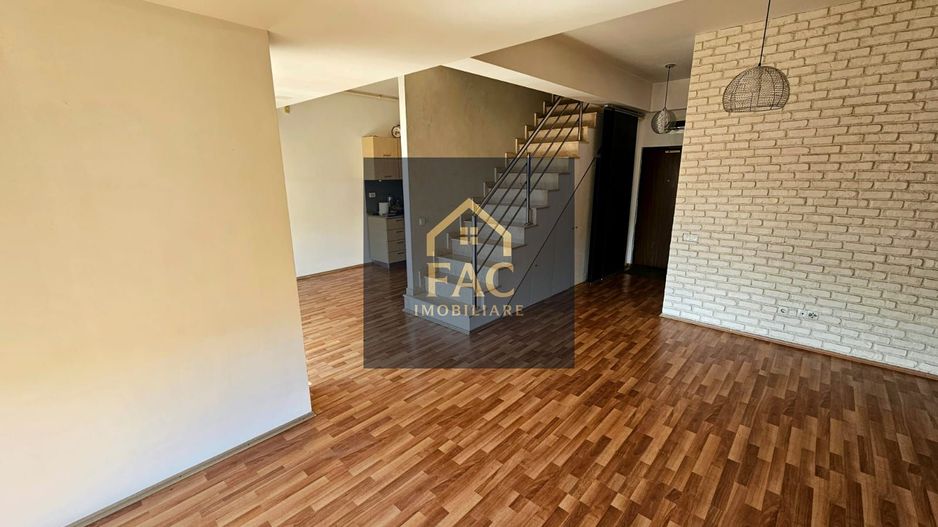 Apartament 3 camere penthouse de inchiriat. - Poză 2
