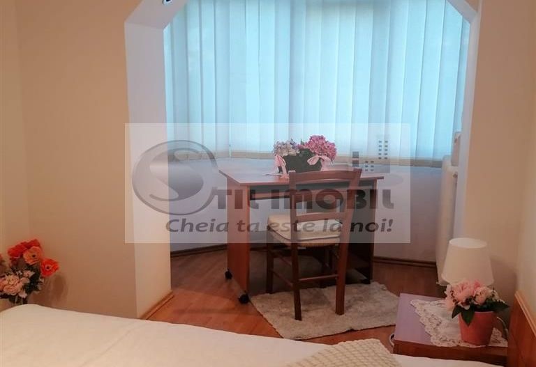 Apartament 2 camere - Zona Nicolina  -  450 Euro - Poză 4