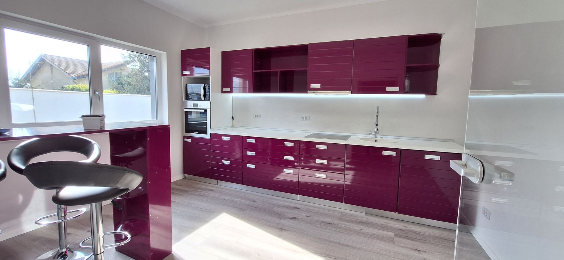 Duplex superb despartit prin garaj - Poză 5