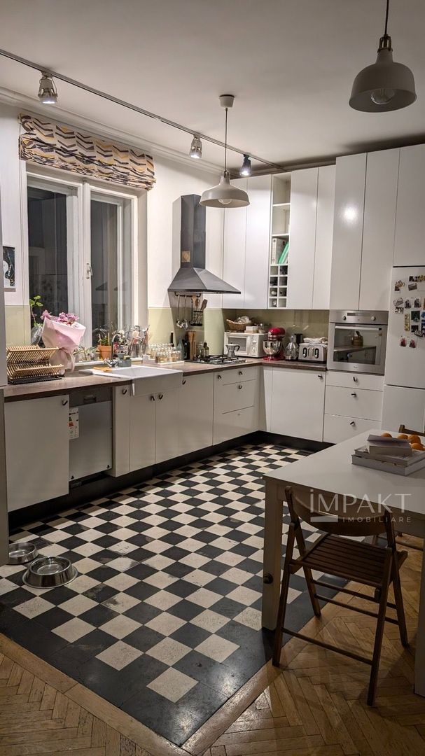 Apartament spatios cu 3 camere in zona strazii Horea - Poză 3