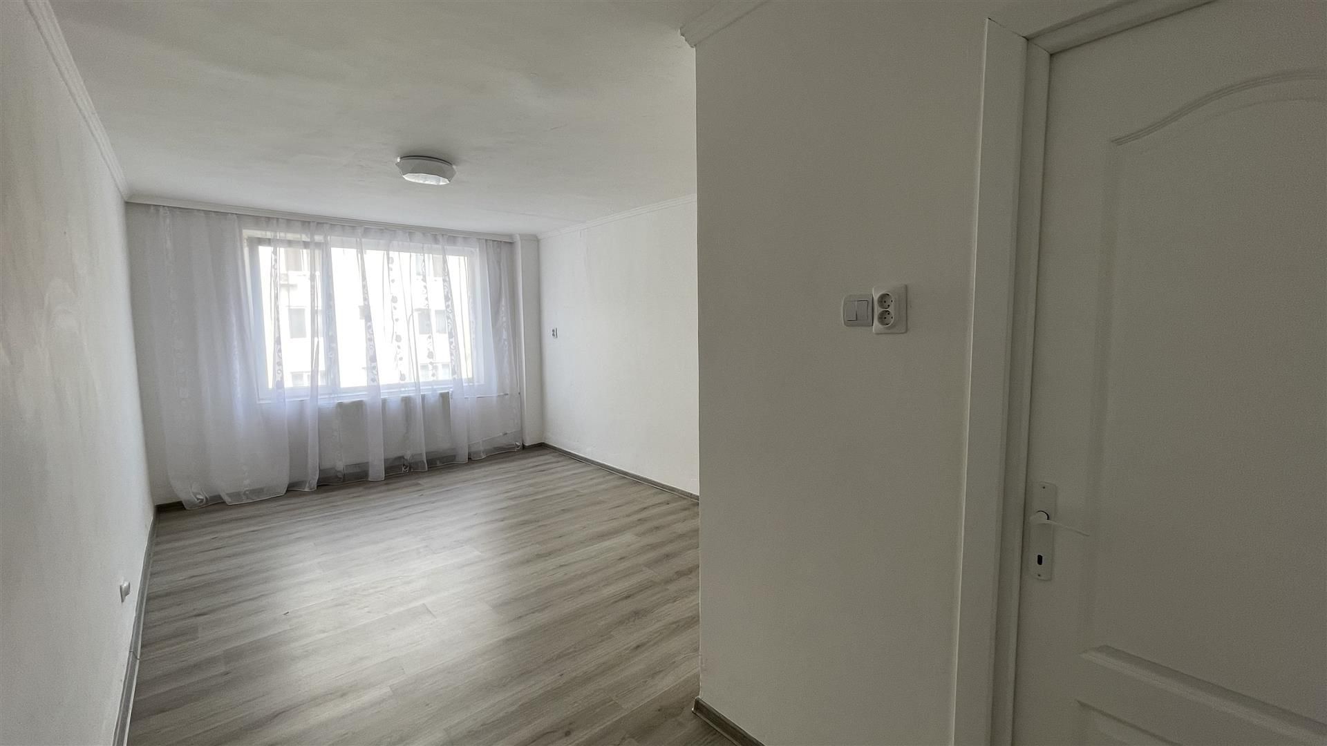 GARSONIERA ROGERIUS ETAJ 2 - Poză 1