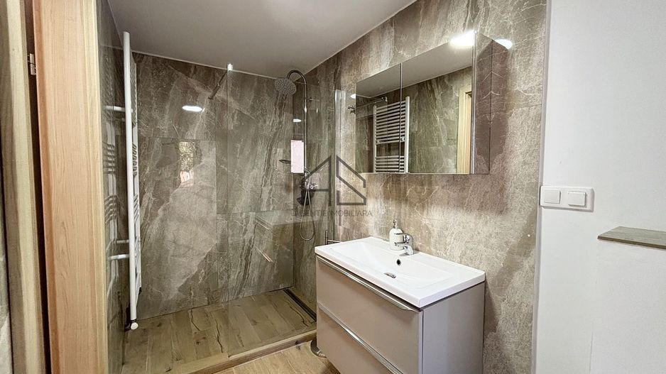 De închiriat | Casă cu 2 camere | Curte | Central - Poză 7