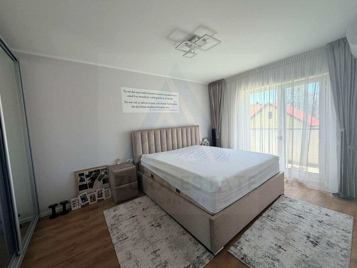 Casa individuala utilata 4 camere 120 mp utili garaj si teren Cristian - Poză 4