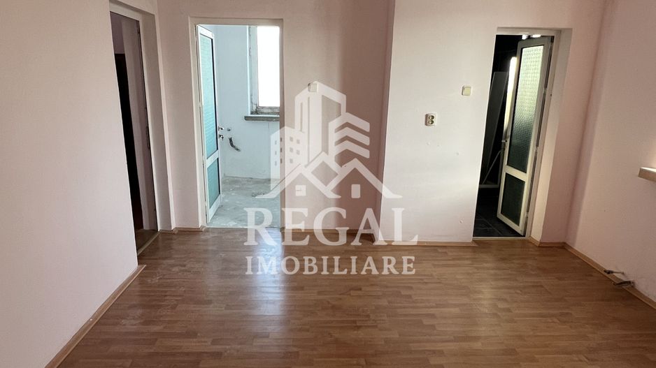 Casă de vânzare în sat Bos – oportunitate pentru locuință sau afacere - Poză 12