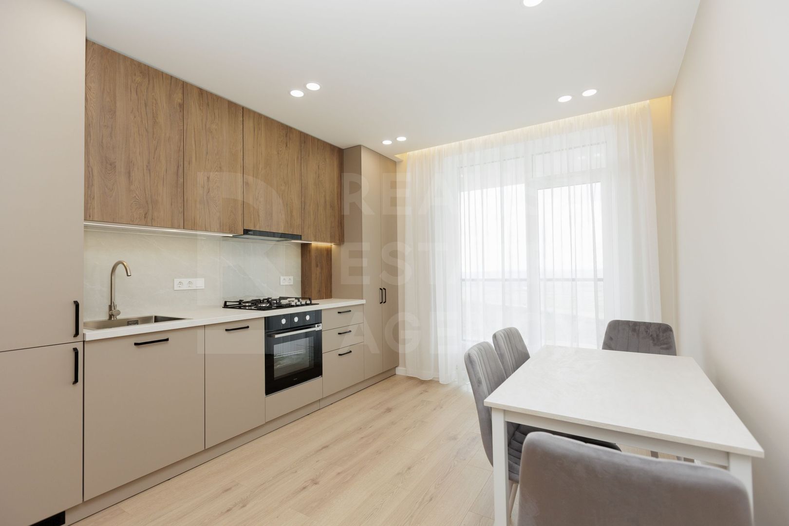 Vânzare, apartament, 1 cameră, strada Regina Elisabeta, Durlești - Poză 2