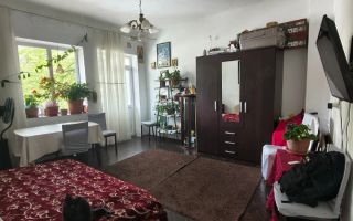 Apartament 3 camere decomandat, clădire istorică 1950, centrul Iașului – Potențial lux/business - Poză 1