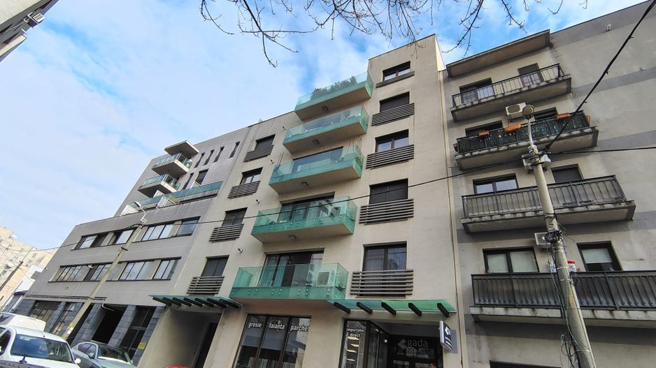 2 camere I zona Decebal I terasa superba - Poză 1
