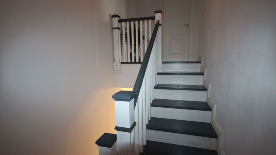 Modern si primitor - Poză 58