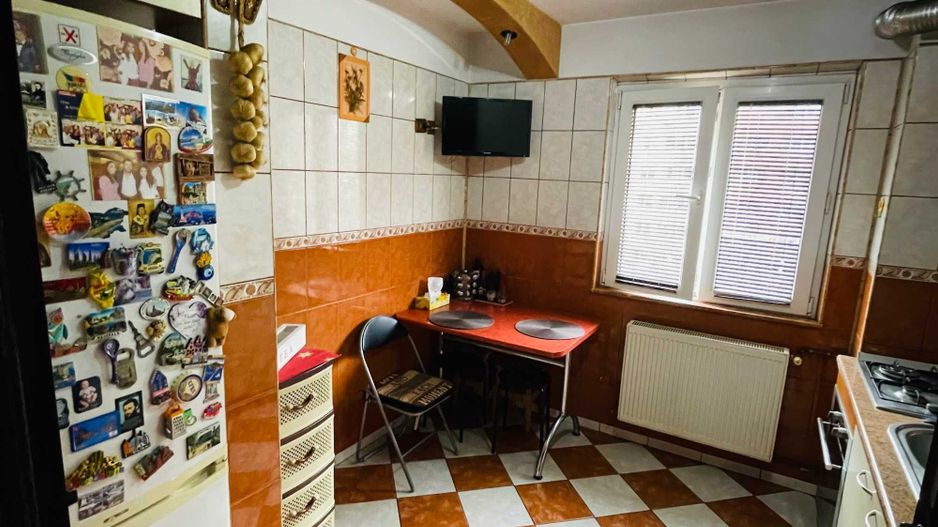 De vanzare apartament cu 3 camere , Alexandru Obregia sector4 - Poză 4