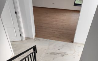 Casă / Vilă cu 4 camere de vânzare în Berceni - Poză 19