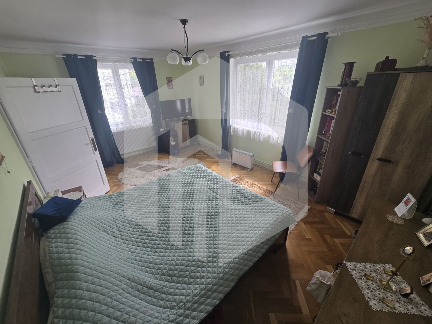 Casa 4 camere 1000 mp teren zona Subarini - Poză 9