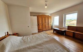 Casa noua, 6 camere, 2763 mp teren, comuna Vintu de Jos - Poză 20