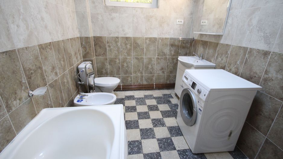 Spatios si renovat - Poză 10