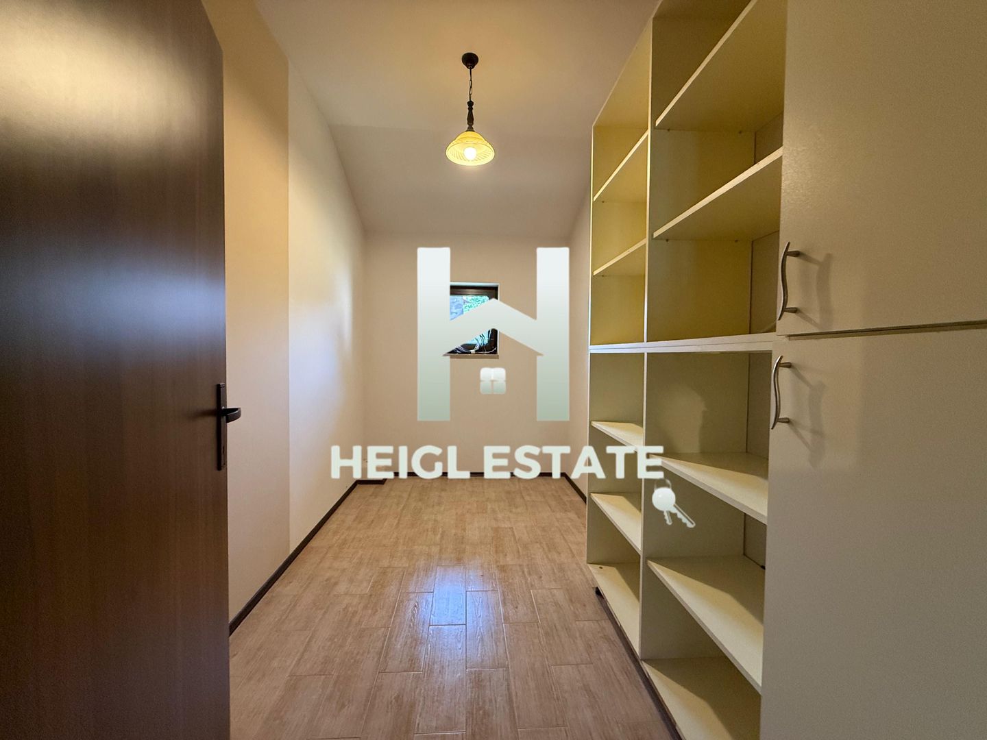 Casa individuala—perfecta pentru familie sau business - Poză 10