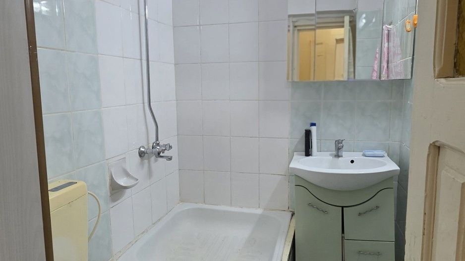Apartament cu 4 camere, SC -133 mp, etaj 3, VASLUI - zona TRAIAN - ITM; - Poză 9