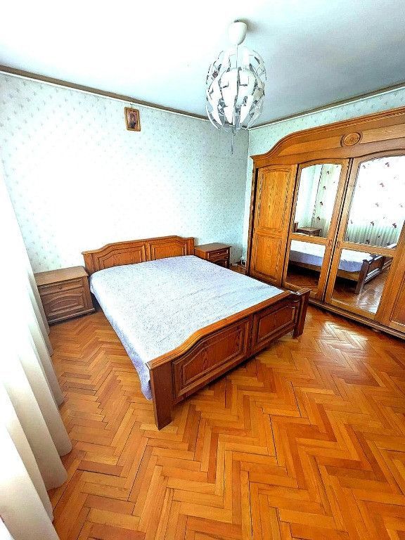 Apartament 4 camere. Decomandat. 2 Bai. Parcare. Brancoveanu. Huedin. - Poză 5