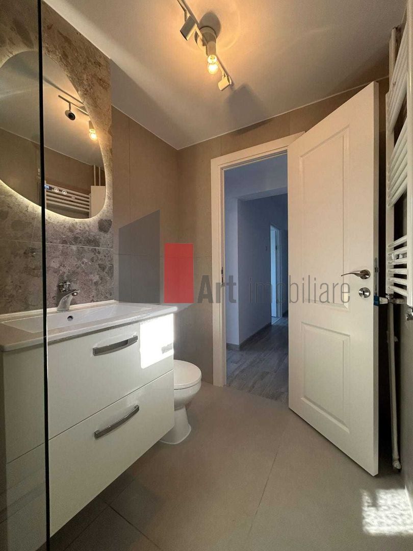 Vanzare apartament 3 cam(70mp), cu centrala termica, Lujerului, 2 min. metrou - Poză 1
