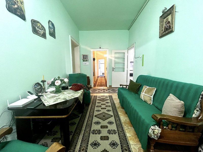 Apartament patrimoniu, 130 mp, cu garaj, et 1, in Piața Victoriei- Primărie - Poză 13