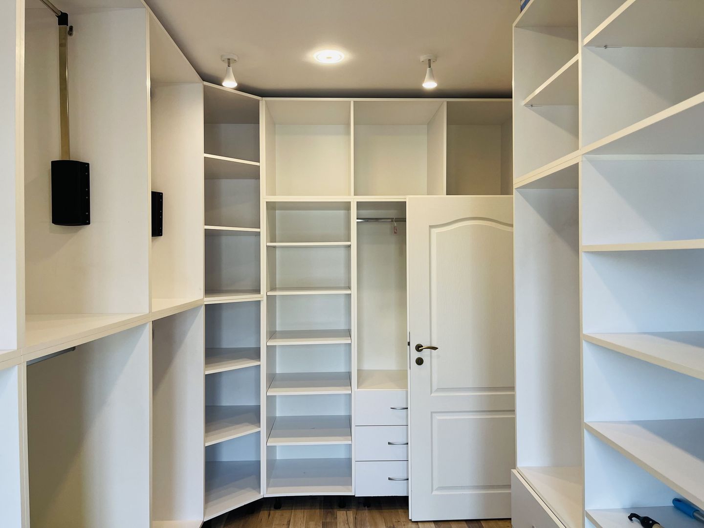 OFERTA REZERVATA - De inchiriat Casa cu Garaj - Segmentul Lux - Dumbravita - Poză 22