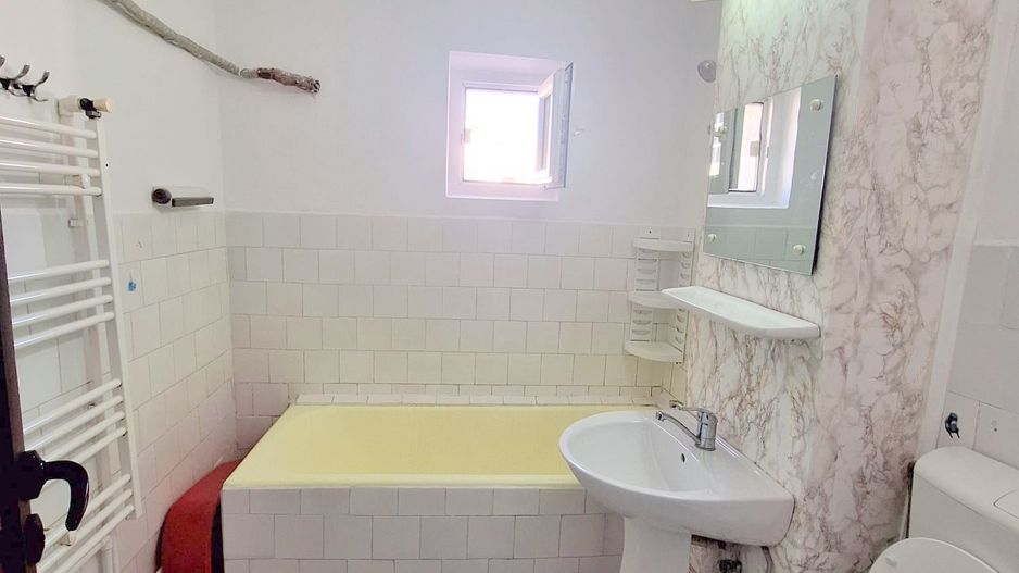 Apartament 2 camere de închiriat - Micro 17 - Mobilat - 350 Euro - Poză 7