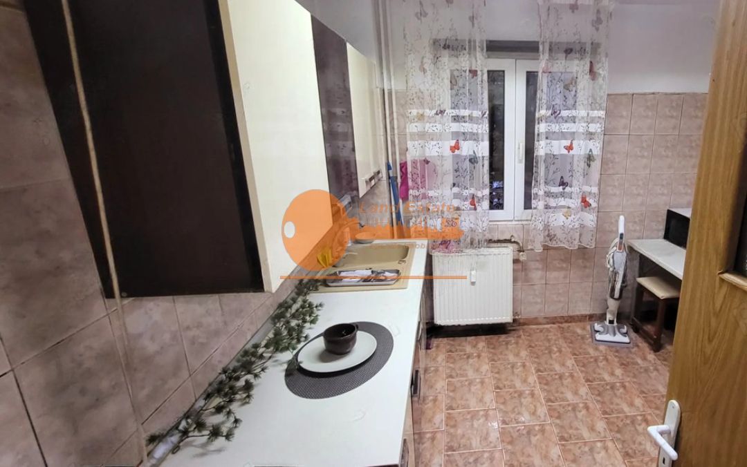 4 camere Titan(2min metrou Titan) - Poză 11