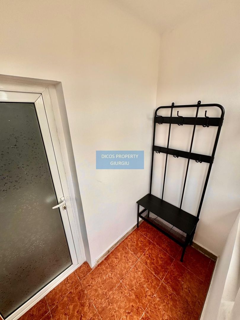 Casă de închiriat – Str. Trandafirilor - Poză 9