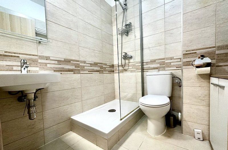 Un apartament cu 3 camere + loc parcare, primitor și modern, în zona Centrală - Poză 13