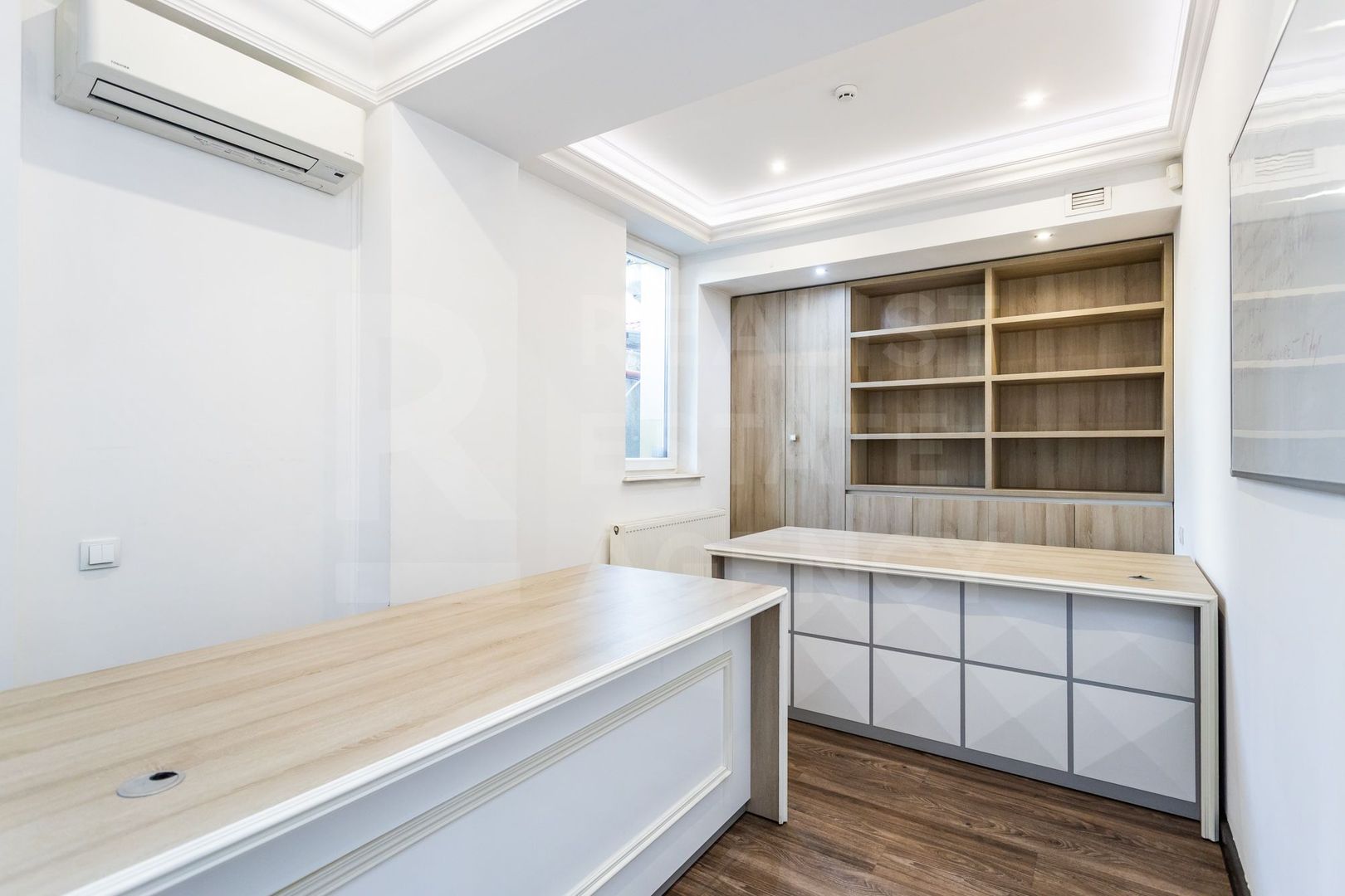 Chirie, oficiu, 116 mp, str. București, Centru - Poză 9