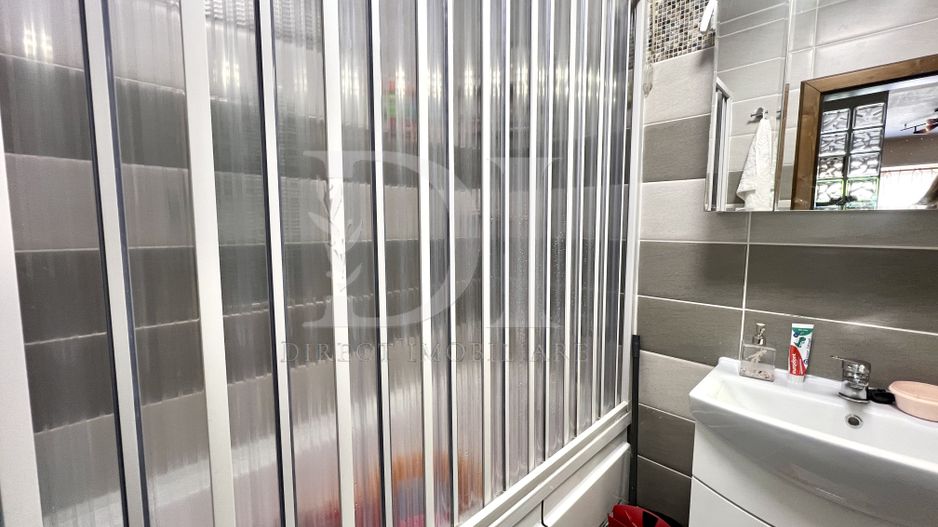 Apartament trei camere / Parcare / Zona Terra - Poză 8